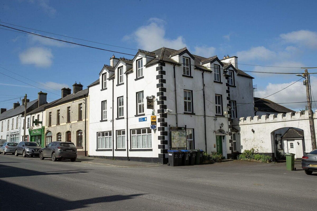 CATU Wexford Calls For Action As IPAS Center Evicts Families