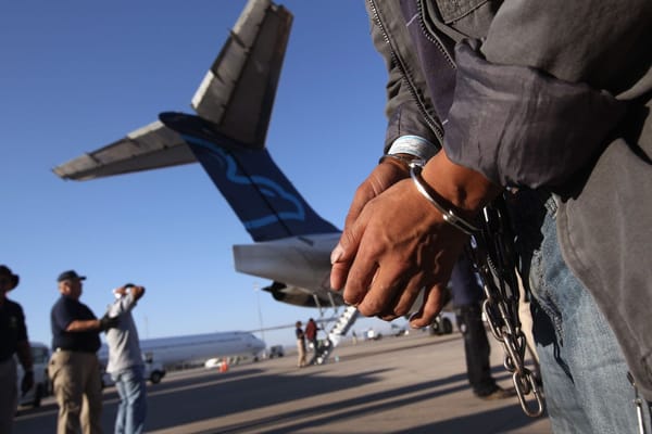 ICE Deportation Flight Refuels At Shannon Airport
